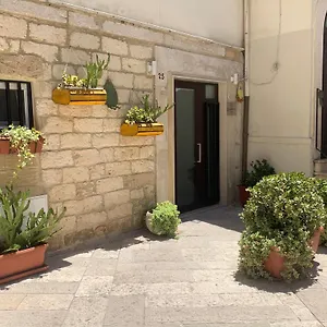 Gesuiti 25 Bari